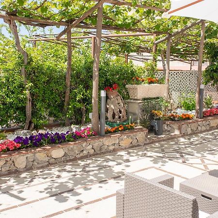 Il Cortiletto Villa อาเจโรลา ภายนอก รูปภาพ